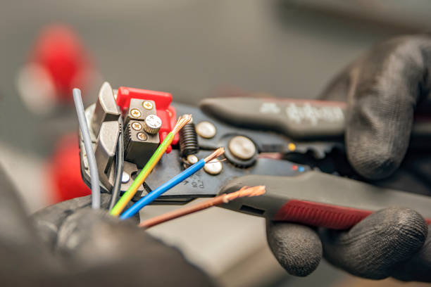Best 24-Hour Electrician  in Henagar, AL